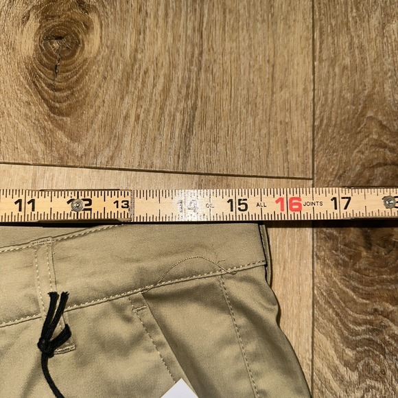 Kenneth Cole Men's Chino Shorts Preppy British Khaki Size 30 Cotton Stretch NEW - Picture 5 of 7